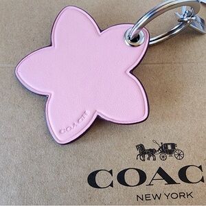 Coach Blossom Pink Keyring NWOT Coach box included 🌸🤍🌸🤍🌸🤍🌸🤍